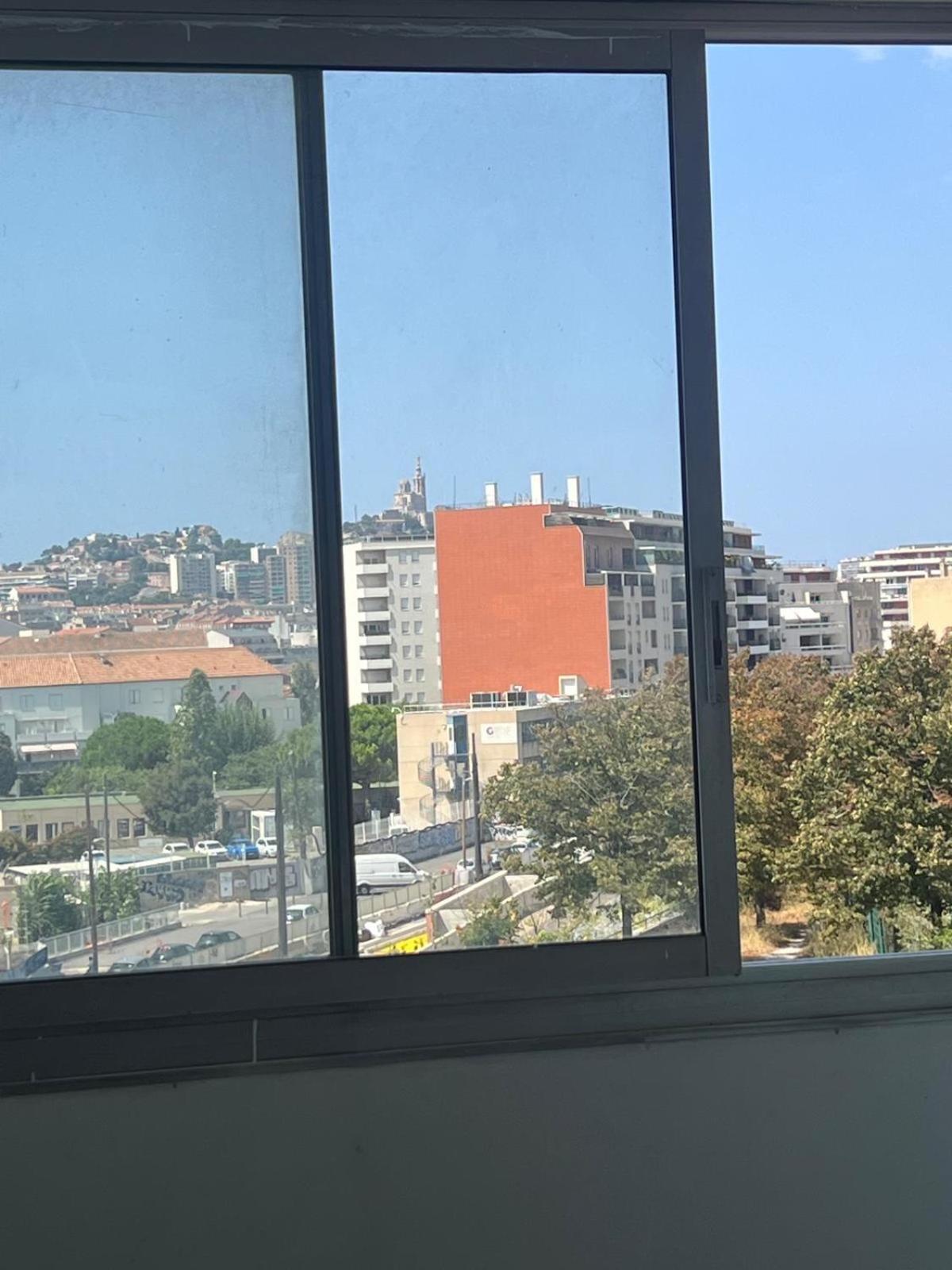 Appartement 2 Chambre Et Grand Sejour 100M2 A 5 Min Du Stade Velodrome 马赛 外观 照片